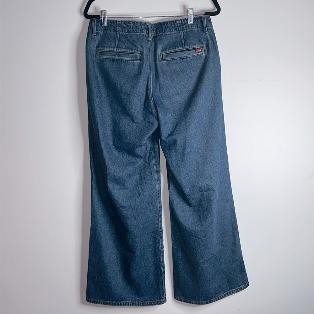 Levi's® Premium XL CHINO WOMEN'S JEANS in Big Yikes - Medium Wash - Picture 9 of 9